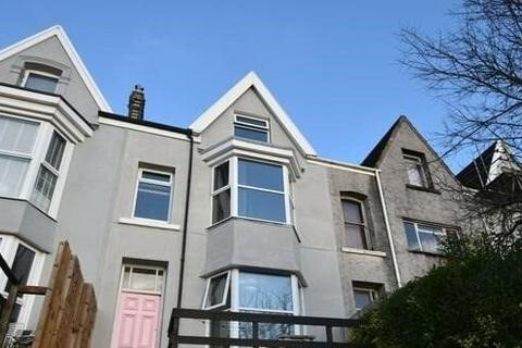 8 bedroom terraced house to rent, Chaddesley Terrace, Mount Pleasant,