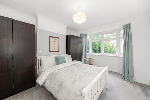 8 Mill Vale, Bromley, BR2 0EW