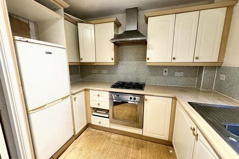 2 bedroom flat for sale, Deanery Court, Manchester, M8