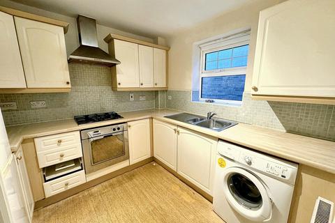 2 bedroom flat for sale, Deanery Court, Manchester, M8