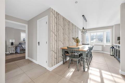 8 Chartwell Lane, Longfield, DA3 7AY