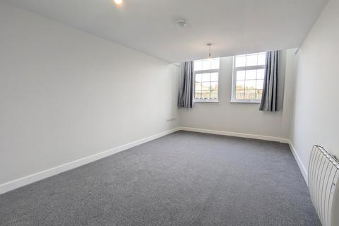 2 bedroom maisonette to rent, College Street, Irthlingborough, NN9