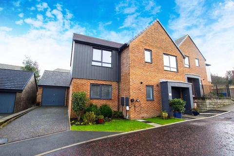 4 bedroom detached house for sale, Blossom Walk, Feniscowles