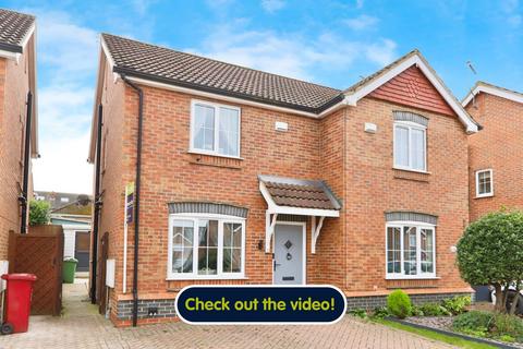 2 bedroom semi-detached house for sale, Kingfisher Close, Barton-Upon-Humber, Lincolnshire, DN18 5BZ