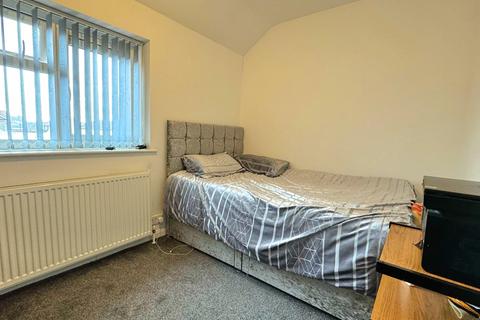 56 Beaumont Road, Slough, SL2 1NG
