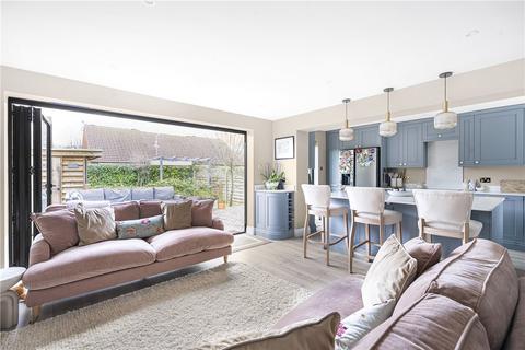 4 bedroom end of terrace house for sale, Brakynbery, Northchurch, Berkhamsted, Hertfordshire