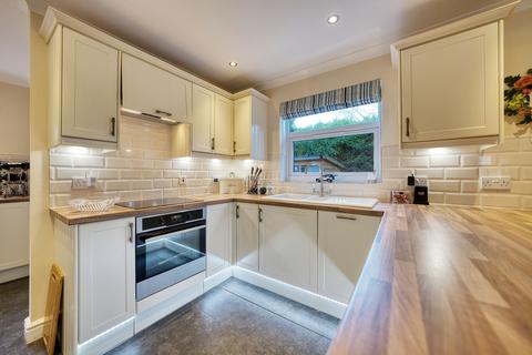 27 Armadale Road, Lanark, ML11 7BG