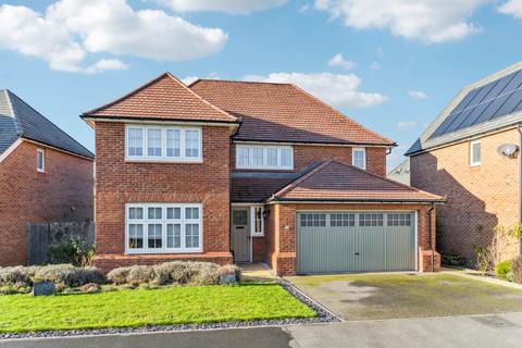 4 bedroom detached house for sale, Weston Turville