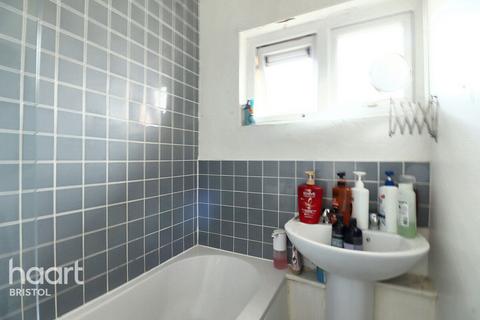 3 bedroom maisonette for sale, Guinea Street, Bristol