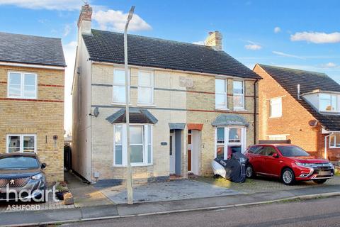 3 bedroom semi-detached house for sale, Cudworth Road, Ashford