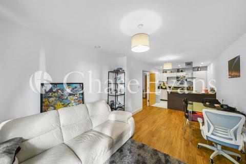 1 bedroom flat for sale, Surrey Quays Road, Canada Water, London, SE16