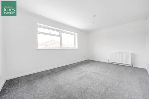 2 bedroom end of terrace house to rent, Willow Crescent, Worthing, West Sussex, BN13