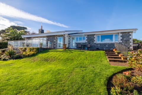 4 bedroom bungalow for sale, Rue Charlotte, Fort George, St. Peter Port, Guernsey