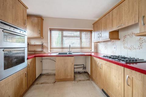 3 bedroom detached bungalow for sale, Fleet,  Hampshire,  GU52