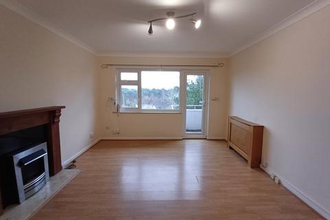 2 bedroom apartment to rent, Redhill Drive, Bournemouth