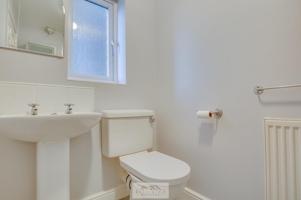 Ensuite Bed 1