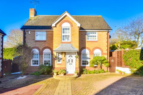 Fresian Close, Braintree