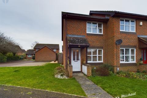 2 bedroom end of terrace house for sale, Curlew, Aylesbury