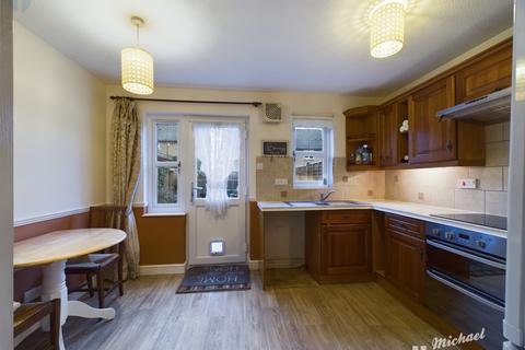 2 bedroom end of terrace house for sale, Curlew, Aylesbury