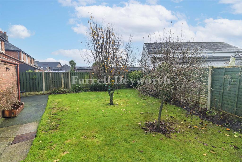 Rear garden view 3