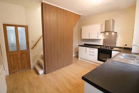 2 bedroom semi-detached house for sale, Hadfield Street, Glossop SK13