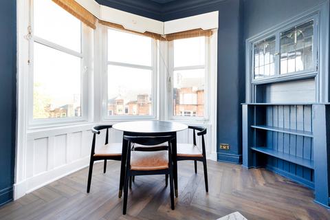 2 bedroom apartment for sale, Bellwood Street, Shawlands, Glasgow