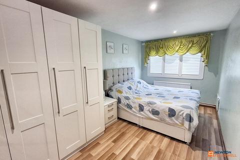 92 Deaconscroft, Peterborough, PE3 7LJ