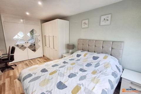 92 Deaconscroft, Peterborough, PE3 7LJ