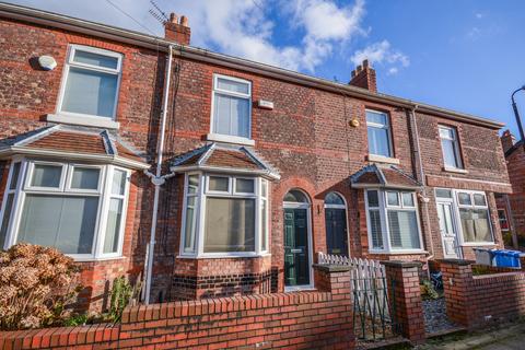 2 bedroom terraced house to rent, Borough Road, Altrincham