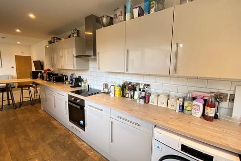 5 bedroom terraced house for sale, Munster Road, Portsmouth