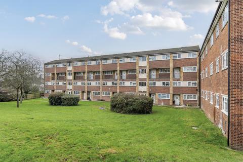 3 bedroom flat for sale, Etfield Grove, Sidcup DA14