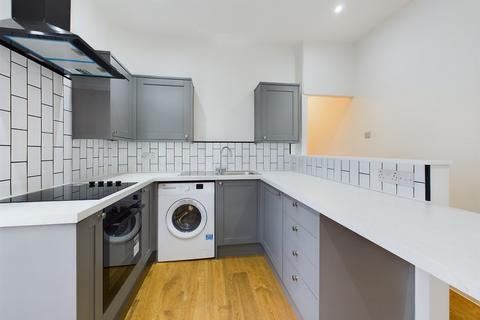 1 bedroom flat to rent, Devonport Road, Plymouth PL1