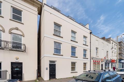 2 bedroom apartment to rent, Bath Road, Cheltenham GL53