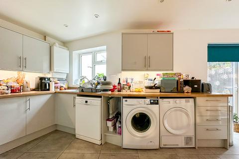 1 bedroom in a house share to rent, Kendal Way, Cambridge CB4