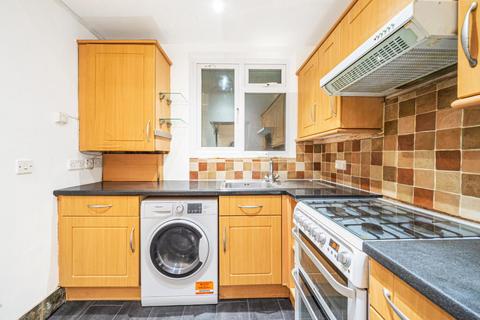 2 bedroom flat for sale, Long Lane,  Finchley,  N3