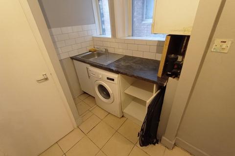 1 bedroom flat to rent, Craven Park Road, Harlesden, NW10