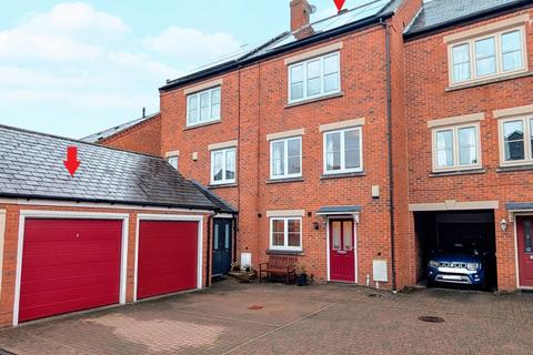 4 bedroom townhouse for sale, Taylor Court, Ashbourne