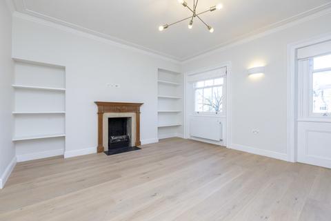 2 bedroom apartment to rent, Brompton Square, Chelsea, SW3