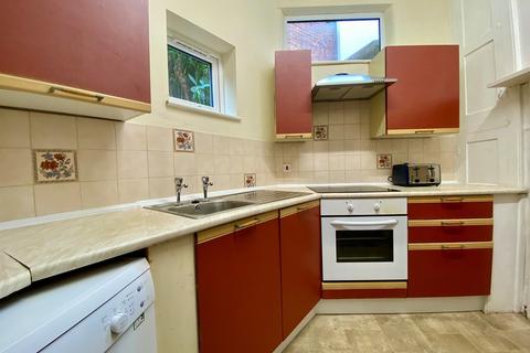 7 bedroom end of terrace house for sale, New North Road