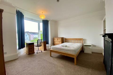 2 New North Road, Exeter, EX4 4HH