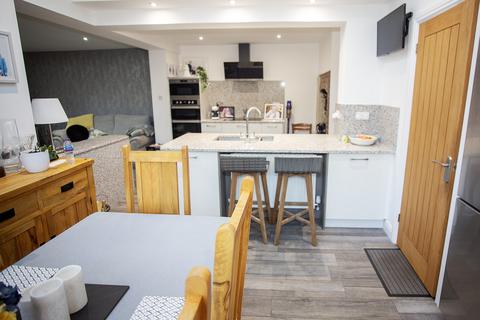 21 Brook Road, Walsall, WS6 7ES