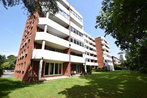 2 bedroom apartment to rent, Auburn Mansions, Princess Road, Poole