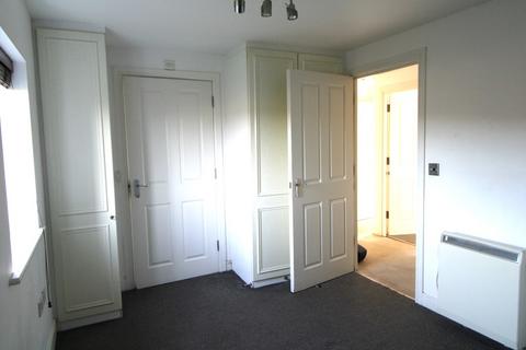 2 bedroom flat to rent, Oxton Close, Rowhedge