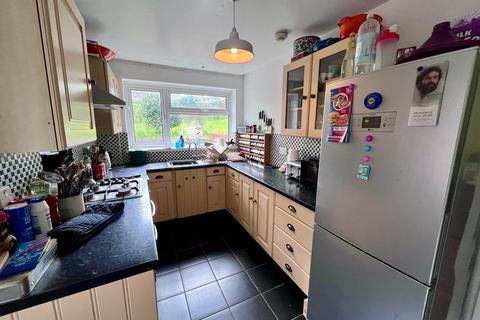 4 bedroom terraced house to rent, Kimberley Road, Sketty, Swansea