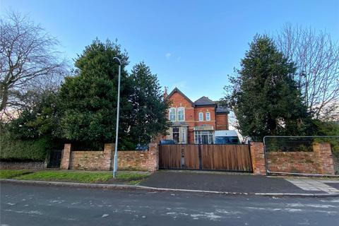 4 bedroom detached house for sale, Sycamore Avenue, Heywood, Greater Manchester, OL10