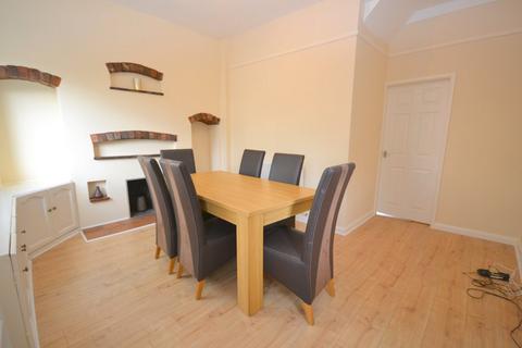 3 bedroom terraced house to rent, Vale Street, Silverdale