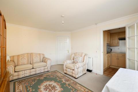 1 bedroom flat for sale, Horn Lane, Acton