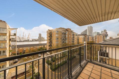 3 bedroom flat for sale, Sail Court, 15 Newport Avenue, London