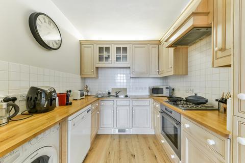 2 bedroom flat for sale, Fleet Street, London