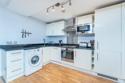 2 bedroom flat for sale, Newington Green, Stoke Newington, London